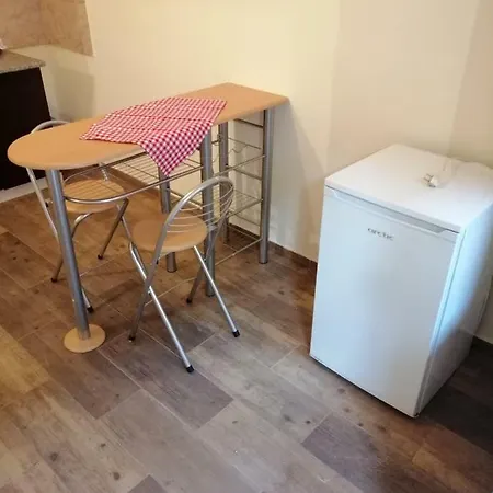 Apartment Zan Central Micu Klein *